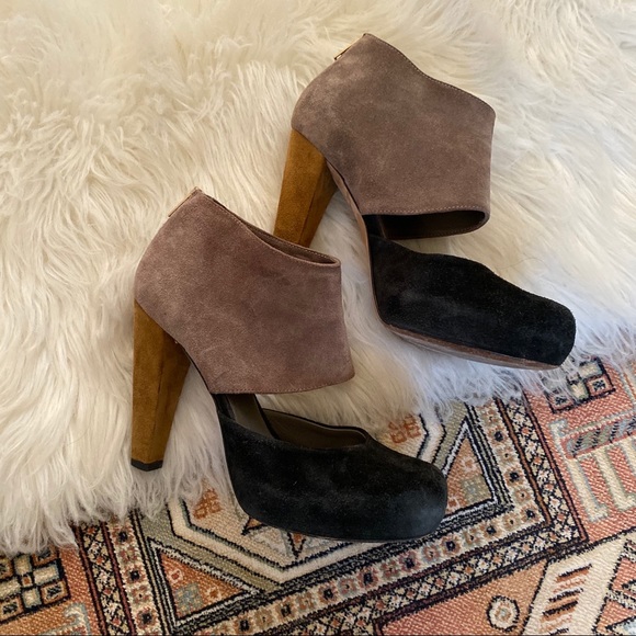 Loeffler Randall Yvette Suede Pumps w/Cut Outs - Picture 4 of 7